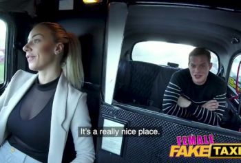 Female Fake порно online Taxi: Парню-счастливчику перепал трах с чешкой Натали Шери